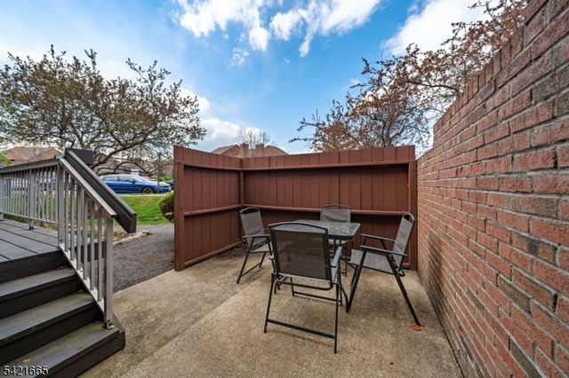 29 Bloomingdale Dr 1C, Hillsborough Twp., NJ 08844