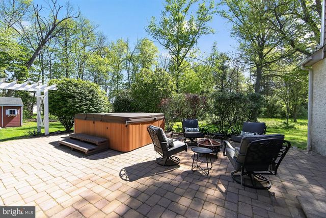 3869 MILL RD, Collegeville, PA 19426