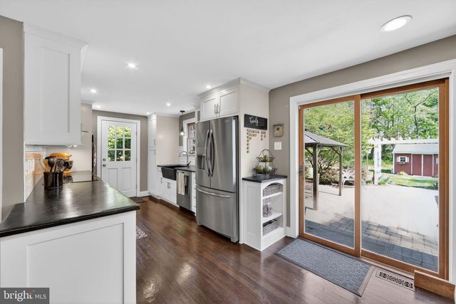3869 MILL RD, Collegeville, PA 19426