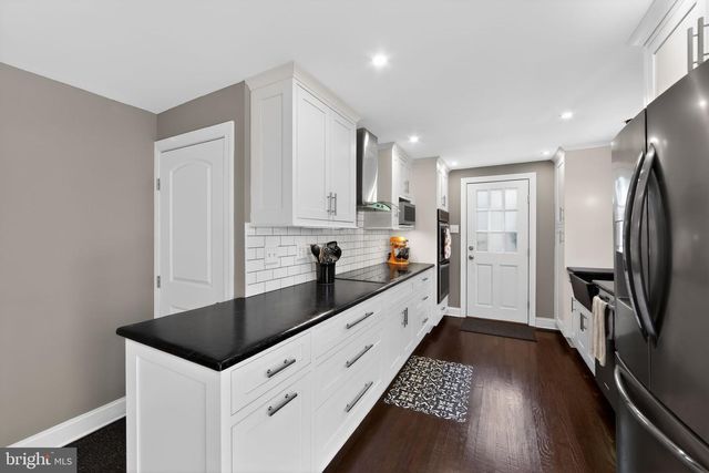 3869 MILL RD, Collegeville, PA 19426