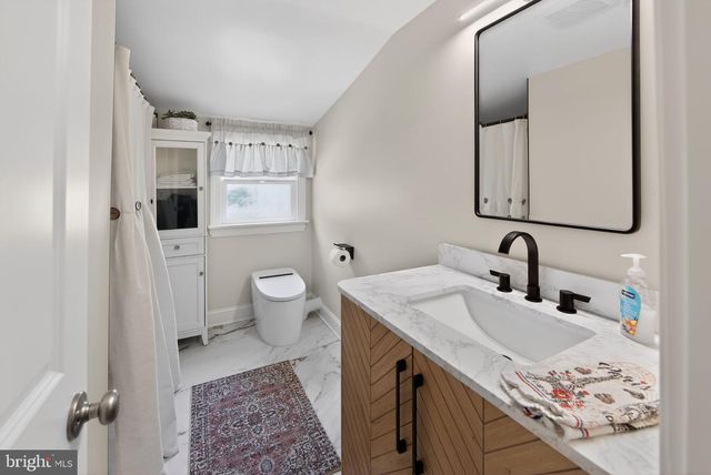 3869 MILL RD, Collegeville, PA 19426