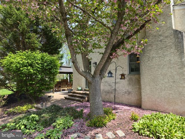 3869 MILL RD, Collegeville, PA 19426