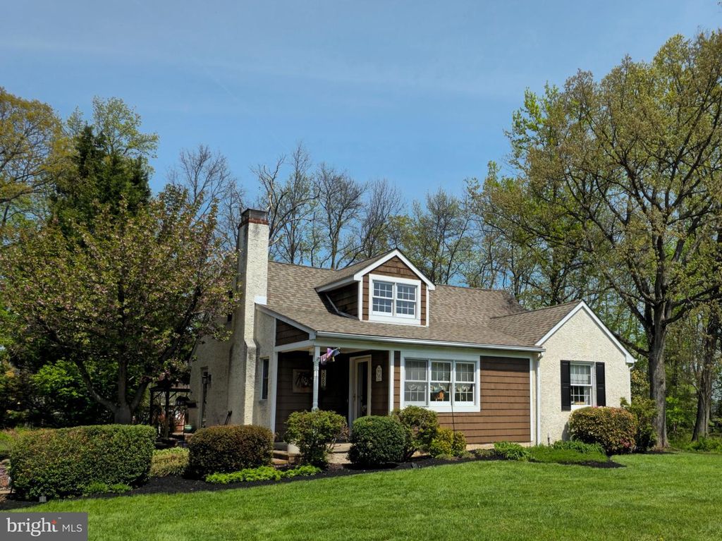 3869 MILL RD, Collegeville, PA 19426