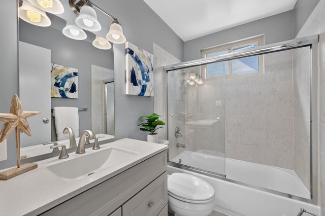 22 Alta Vista Way, Daly City, CA 94014