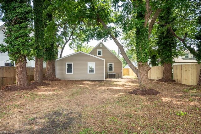 7534 Yorktown DR, Norfolk, VA 23505