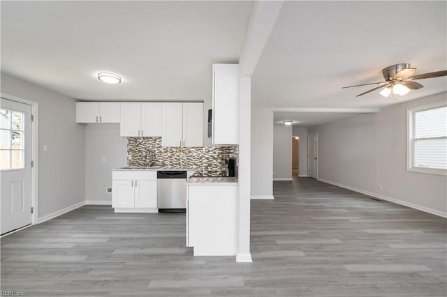 7534 Yorktown DR, Norfolk, VA 23505