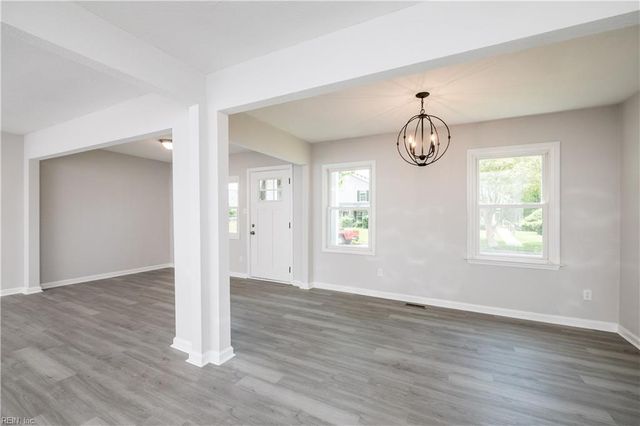 7534 Yorktown DR, Norfolk, VA 23505