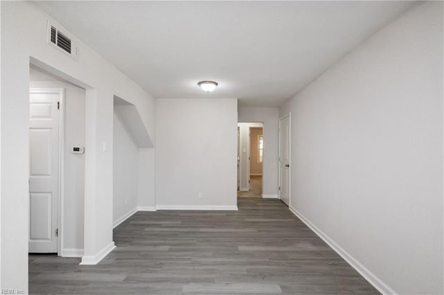 7534 Yorktown DR, Norfolk, VA 23505