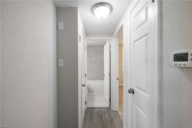 7534 Yorktown DR, Norfolk, VA 23505