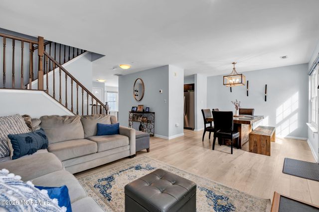 215 Century Way, Manalapan, NJ 07726