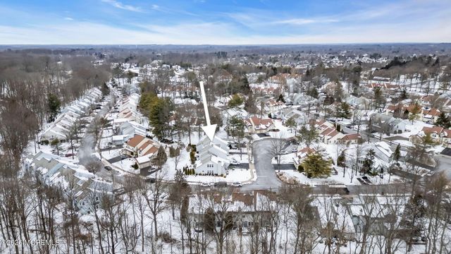 215 Century Way, Manalapan, NJ 07726