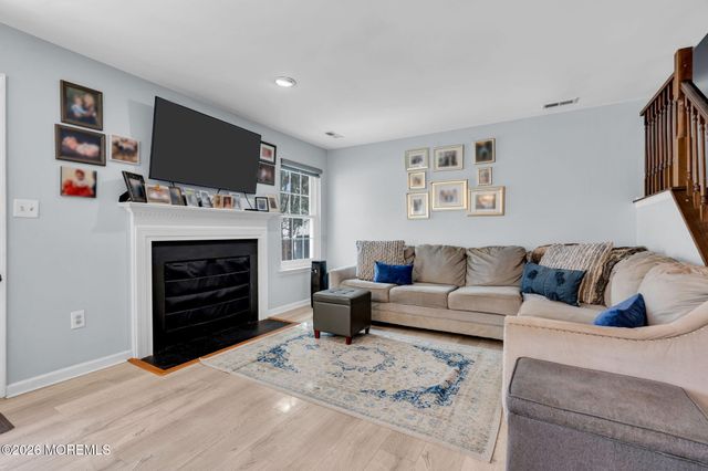 215 Century Way, Manalapan, NJ 07726