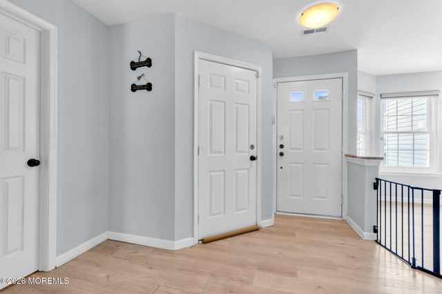 215 Century Way, Manalapan, NJ 07726