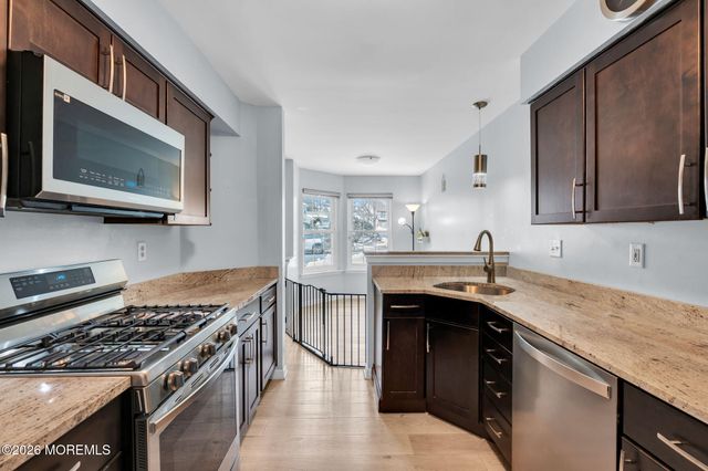 215 Century Way, Manalapan, NJ 07726