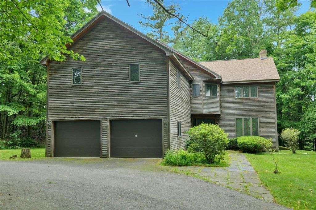 844 Beaver Creek Road, Shelburne, VT 05482