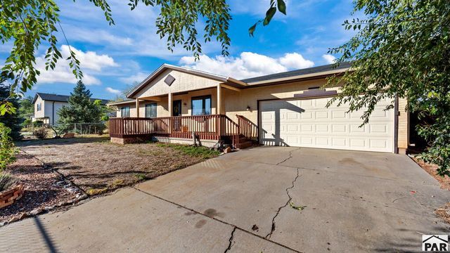 465 S Falcon Dr, Pueblo West, CO 81007