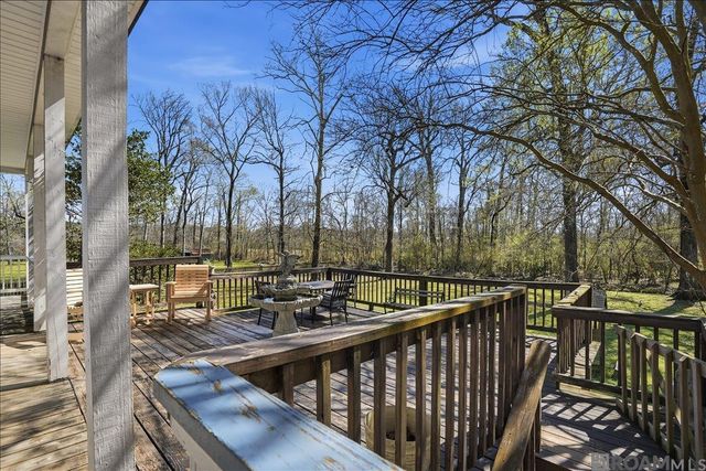 18911 Tall Oaks Ct, Baton Rouge, LA 70817