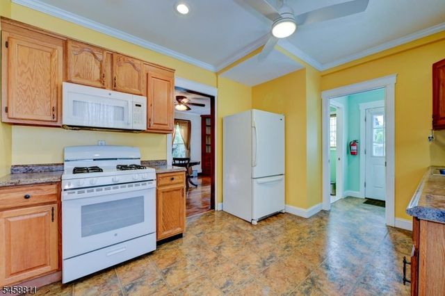 19 Eastern Ave, Somerville Boro, NJ 08876