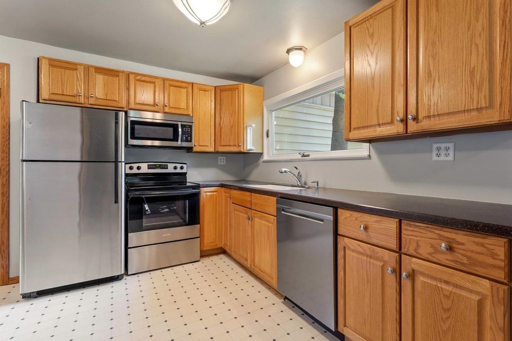 15240 9th Avenue N, Plymouth, MN 55447 — photo 3