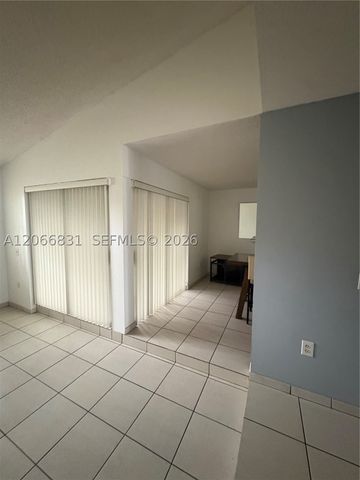17919 NW 66th Ct, Hialeah, FL 33015