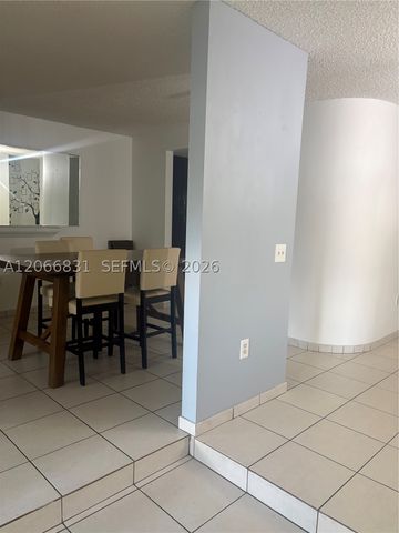 17919 NW 66th Ct, Hialeah, FL 33015
