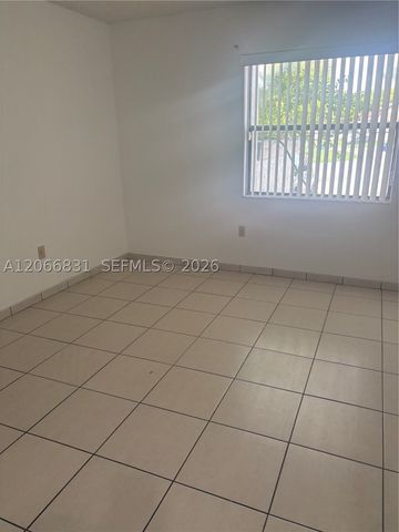 17919 NW 66th Ct, Hialeah, FL 33015