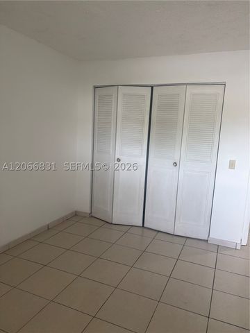 17919 NW 66th Ct, Hialeah, FL 33015