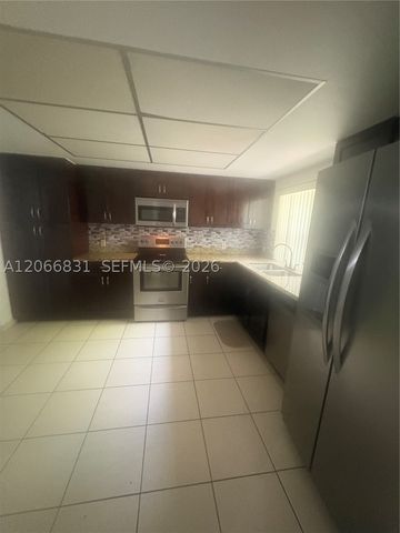 17919 NW 66th Ct, Hialeah, FL 33015