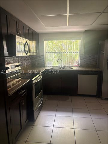 17919 NW 66th Ct, Hialeah, FL 33015