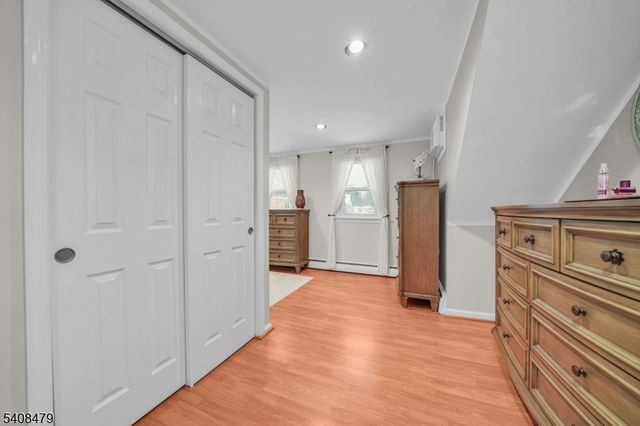 22 Woodlot Rd, Wayne Twp., NJ 07470