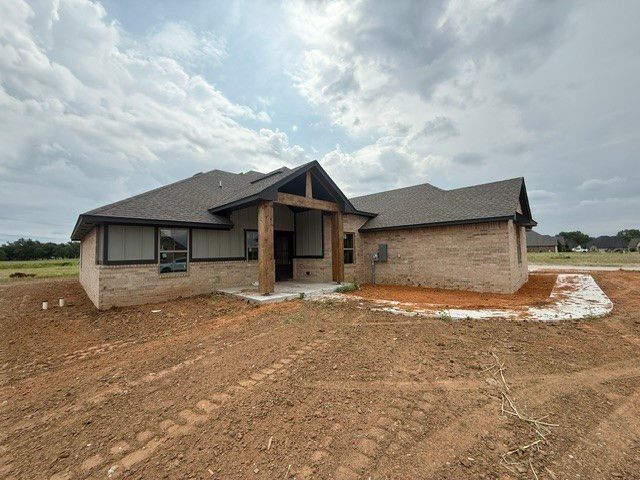 2706 Belle Crossing Drive, Enid, OK 73703