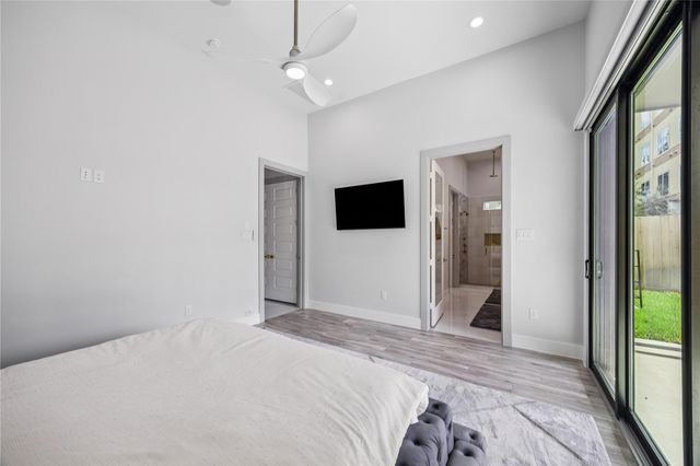 3458 Simmons St Street, Houston, TX 77004