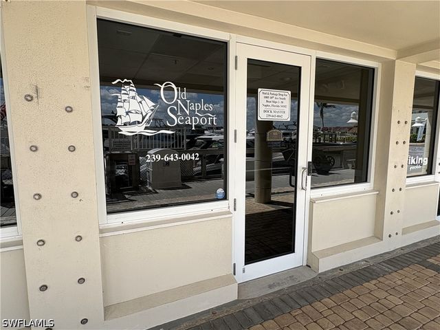 1001 10th AVE S, Naples, FL 34102