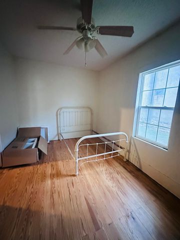 14480 E Spur N, Stockton, MO 65785