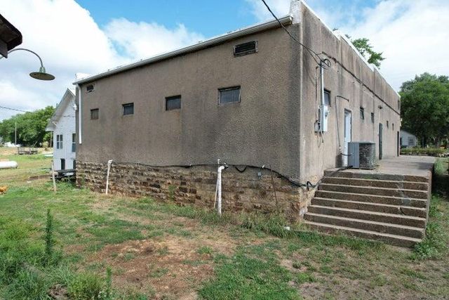 14480 E Spur N, Stockton, MO 65785