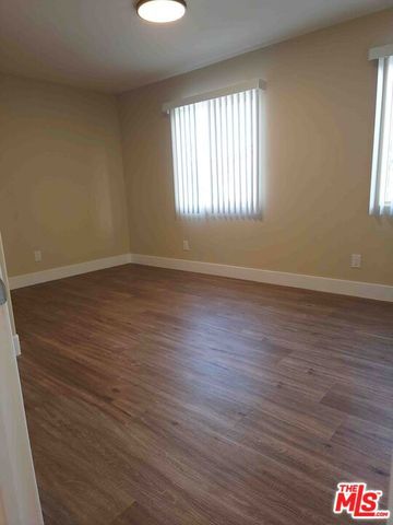 7216 10th Ave, Los Angeles, CA 90043