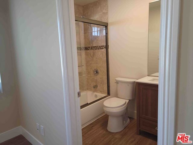 7216 10th Ave, Los Angeles, CA 90043