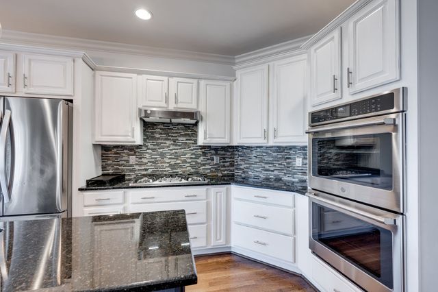5006 Fremantle Ct, Spring Hill, TN 37174