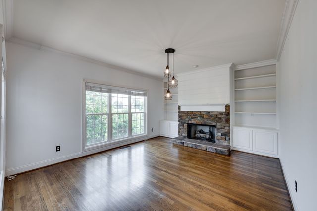 5006 Fremantle Ct, Spring Hill, TN 37174