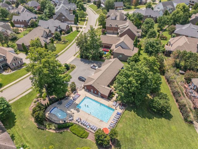 5006 Fremantle Ct, Spring Hill, TN 37174