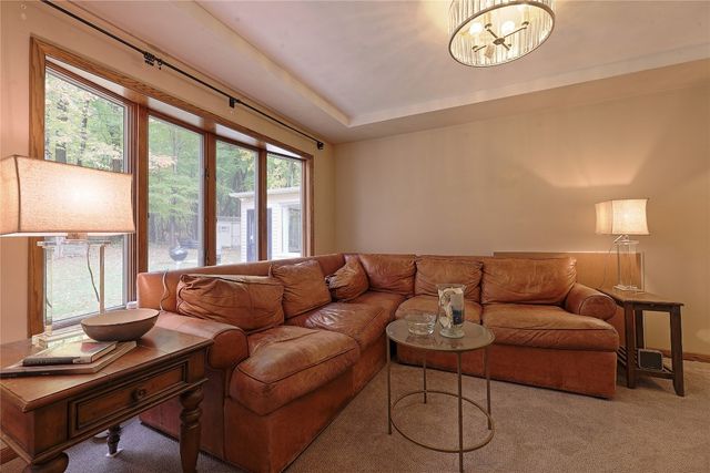 4244 PRESTWICK Drive, Erie, PA 16506