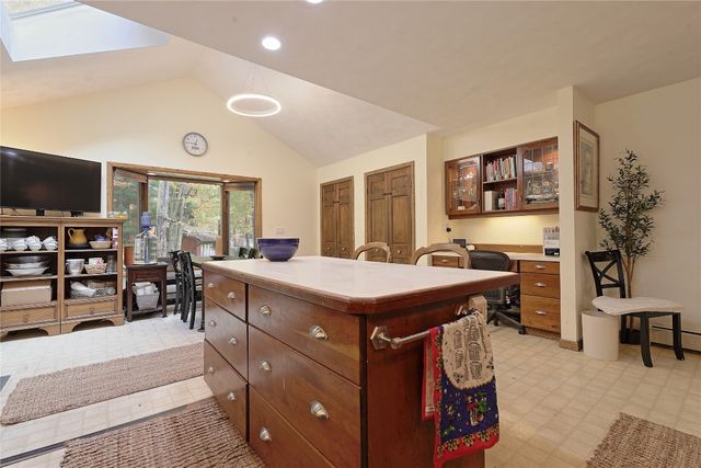 4244 PRESTWICK Drive, Erie, PA 16506