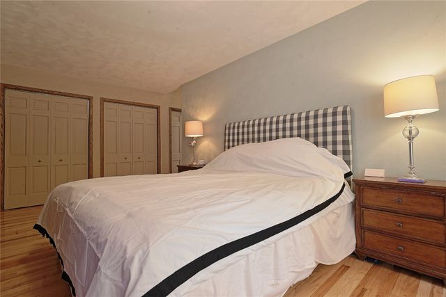 4244 PRESTWICK Drive, Erie, PA 16506