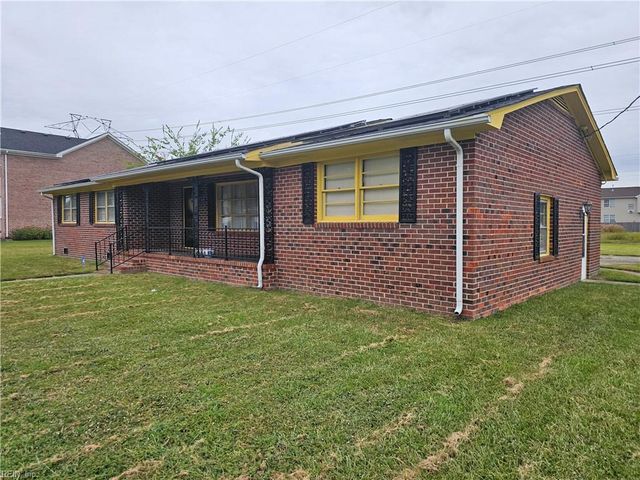 830 Seminole DR, Suffolk, VA 23434