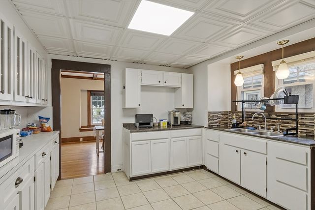 147 Belvidere Street, Springfield, MA 01108