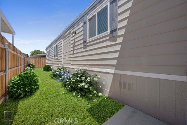 114 Cedarwood Lane, Bakersfield, CA 93308