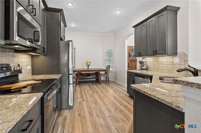 705 Juniper Drive, Troy, TX 76579