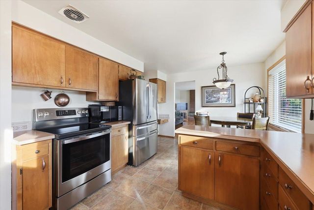 117 N Sunderland Rd, Spokane Valley, WA 99206