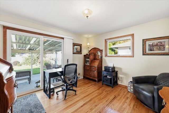 117 N Sunderland Rd, Spokane Valley, WA 99206