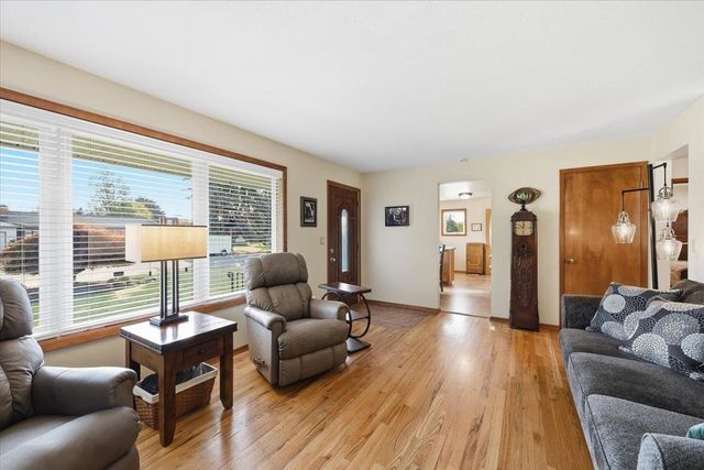 117 N Sunderland Rd, Spokane Valley, WA 99206